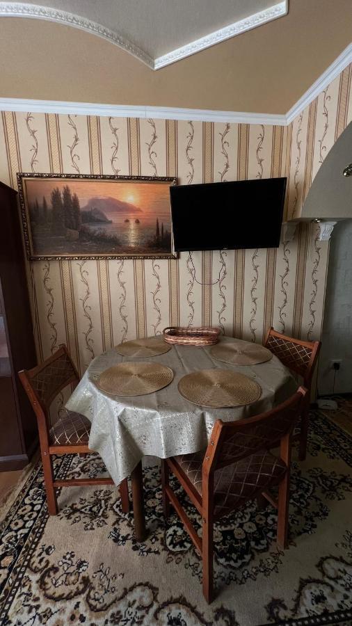 Просторі Та Комфортні Апартаменти «Д.І.М.» 卡缅涅茨-波多利斯基 外观 照片
